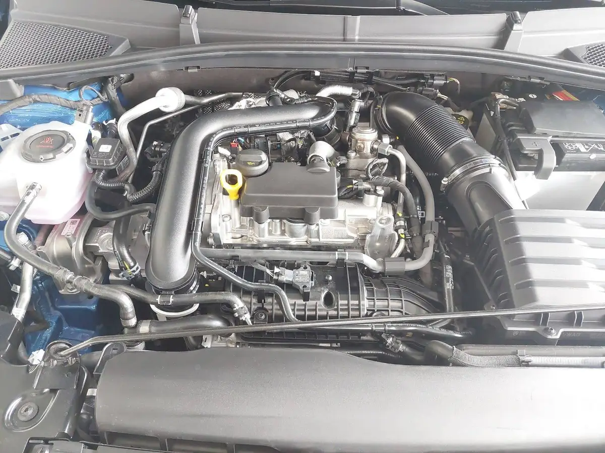 SKODA FABIA 1.0 TSI DSG 130 JAHRE LED KAMERA LM