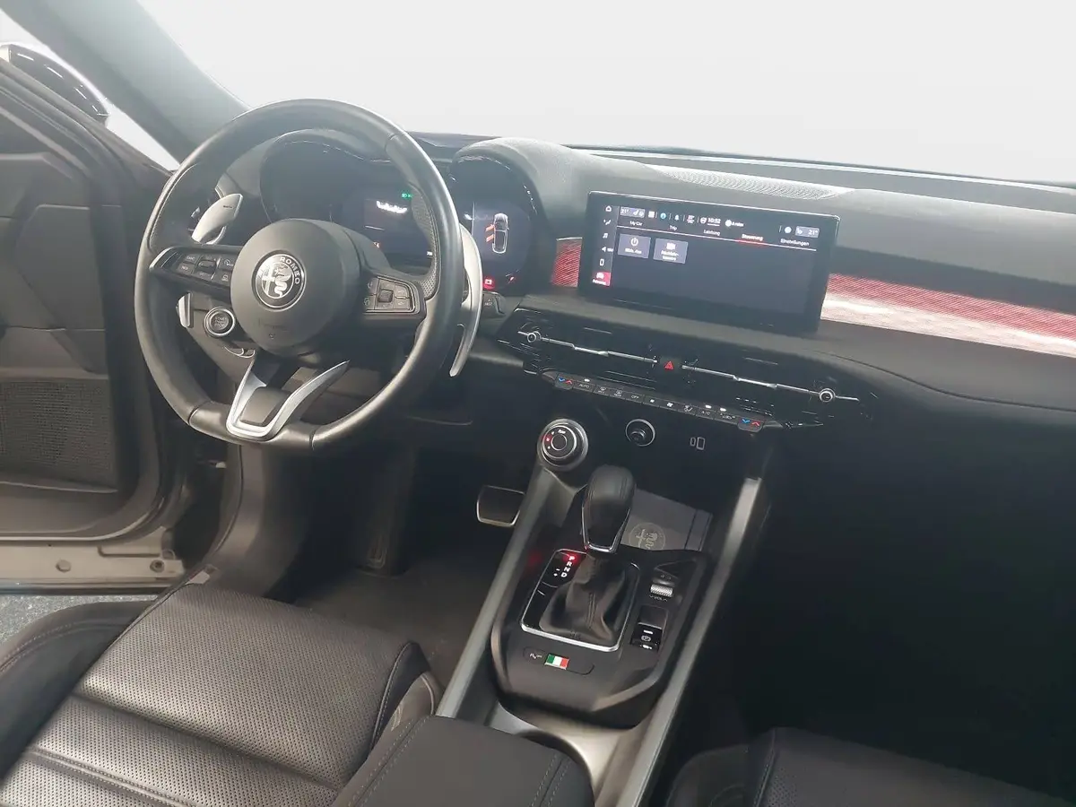 ALFA ROMEO TONALE 1.5T 48V-HYBRID SPECIALE MATRIX LED