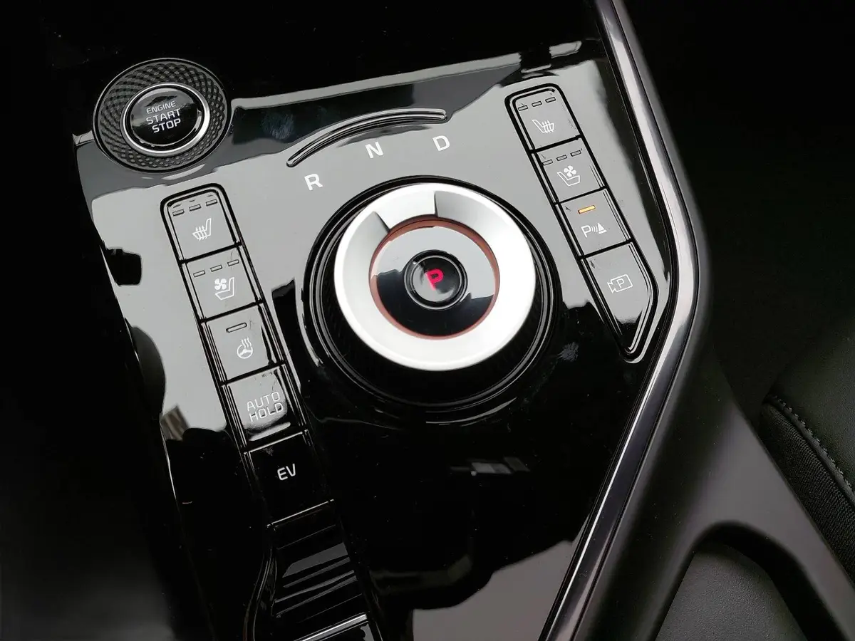 KIA NIRO 1.6 GDI PLUG-IN-HYBRID DCT SPIRIT TECHNOLOGIE RELAX GLASDACH