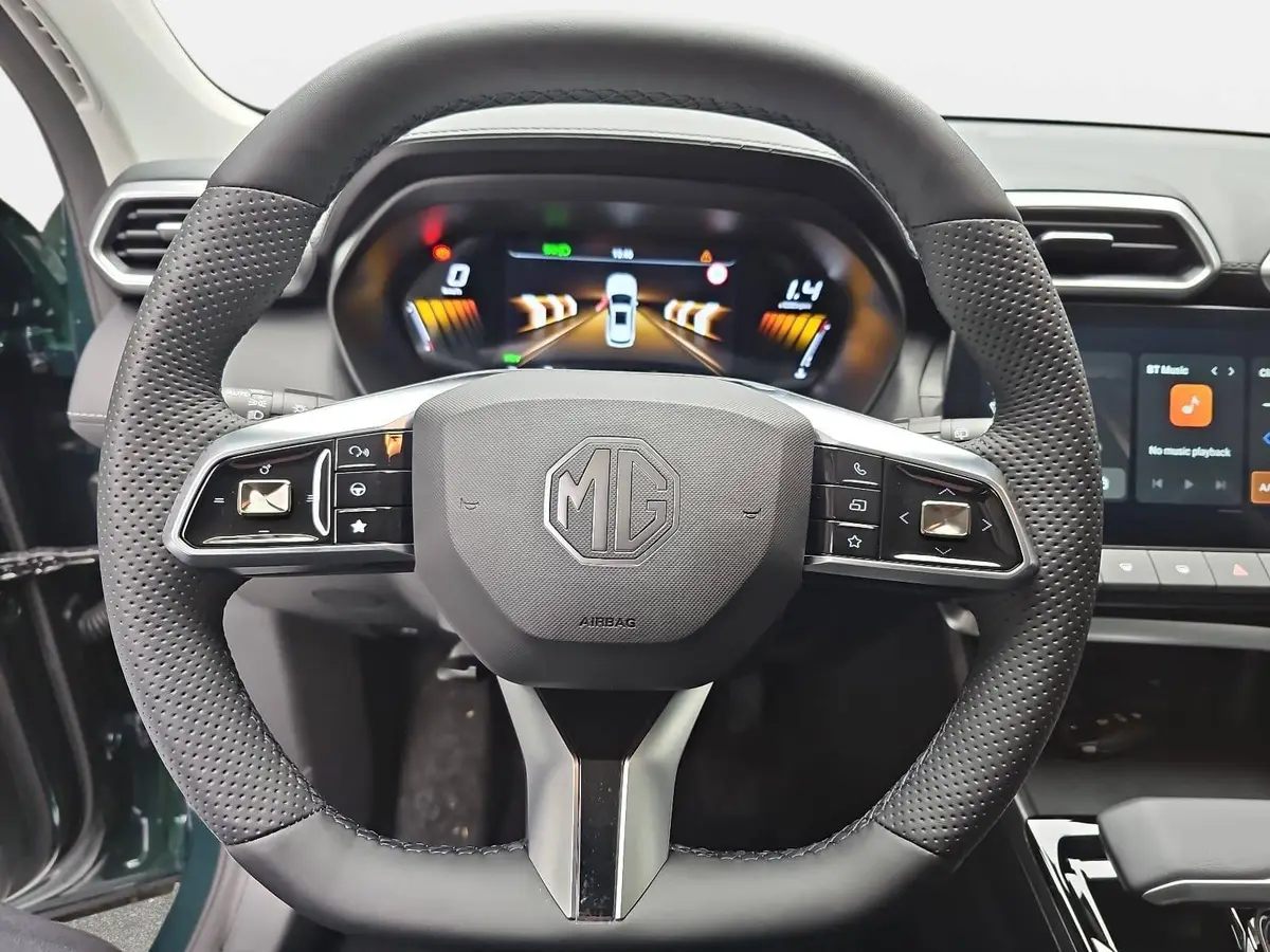 MG ZS 1.5 HYBRID+ MY25.5 LUXURY NAVI LM18 KEYLESS-ENTRY 360-GRAD-KAMERA