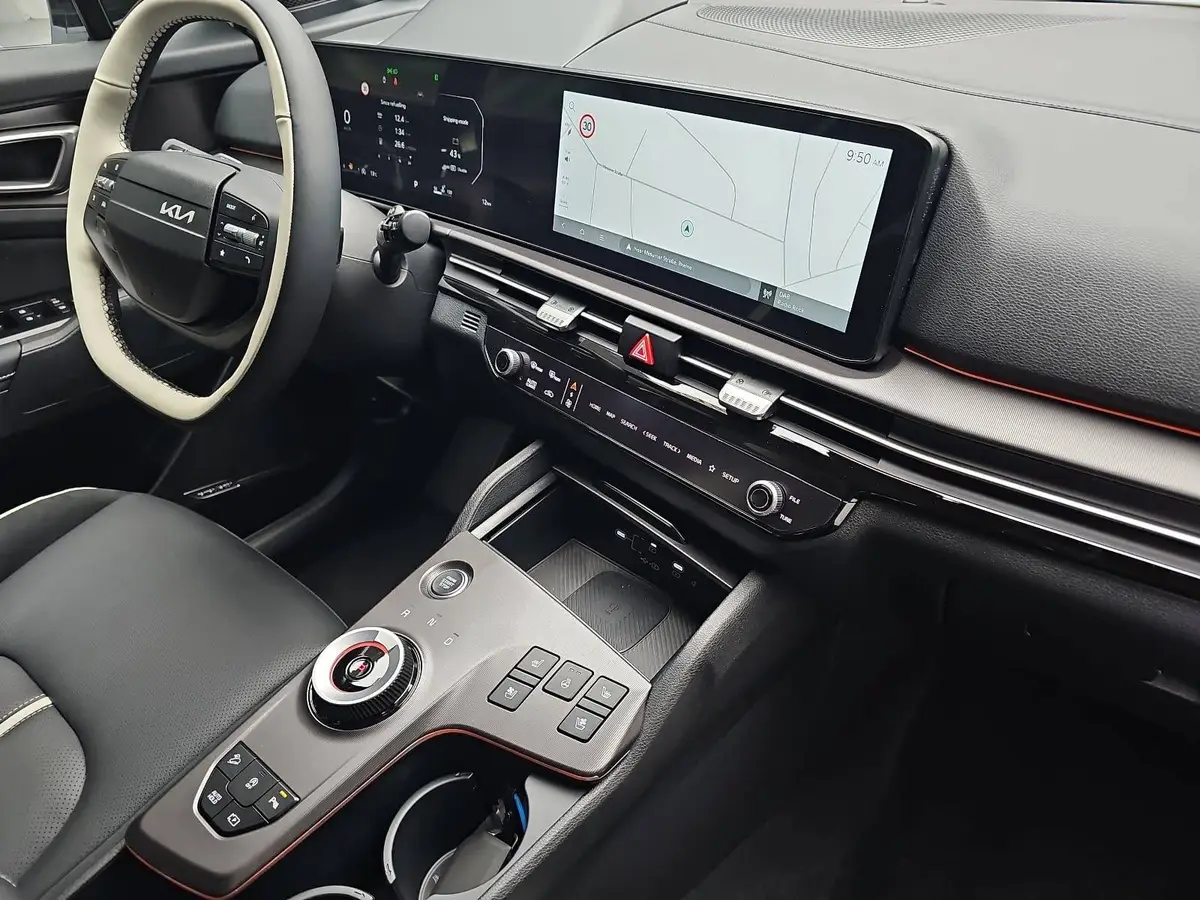 KIA SPORTAGE 1.6 T-GDI 150 2WD DCT GT-LINE MJ26 SCHW. DACH DRIVEWISE GLASDACH SOUND