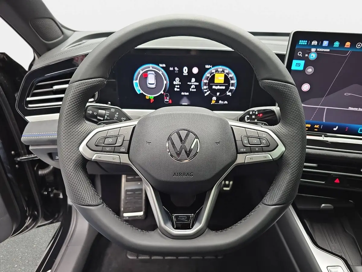 VW PASSAT VARIANT 2.0 TDI DSG R-LINE NAVI LED-MATRIX ACC PANO BLACK 