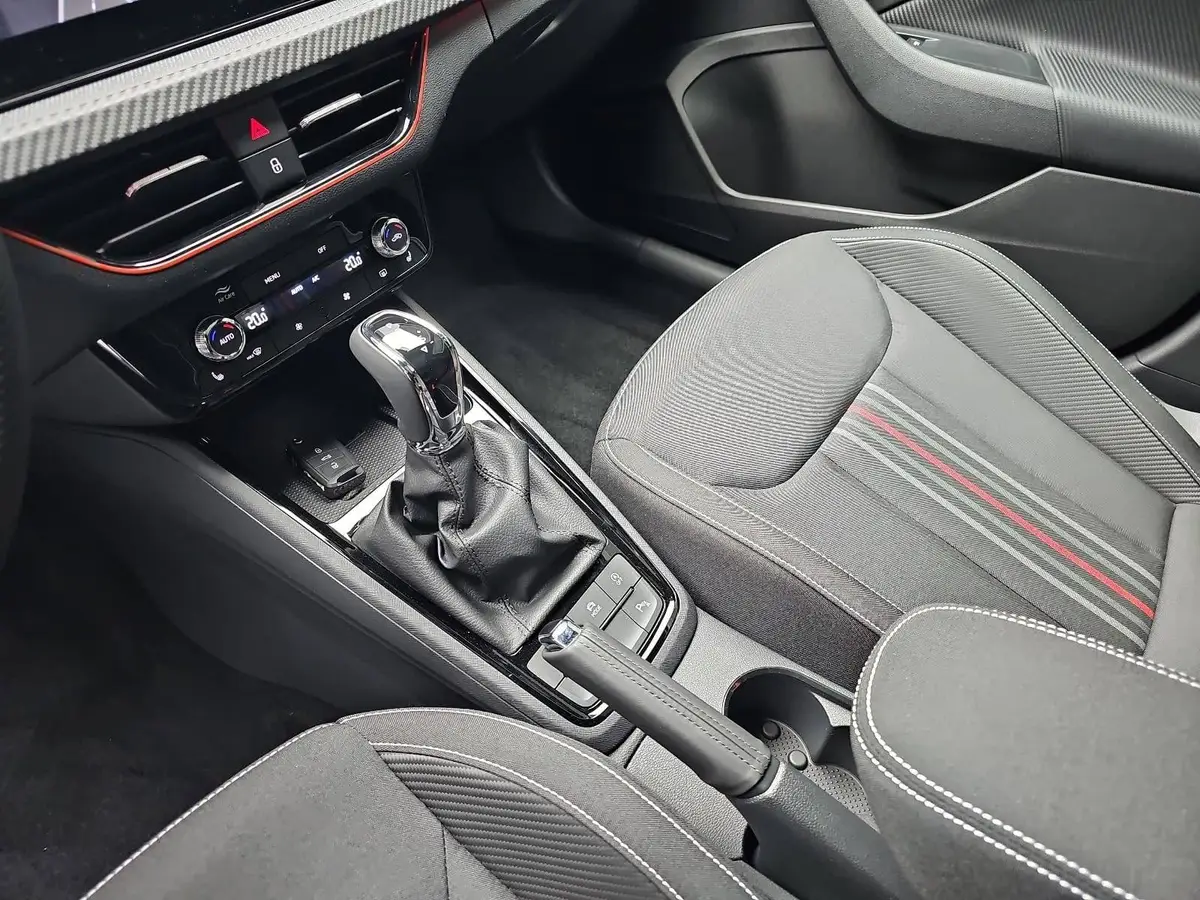 SKODA KAMIQ 1.5 TSI DSG MONTE CARLO NAVI LED