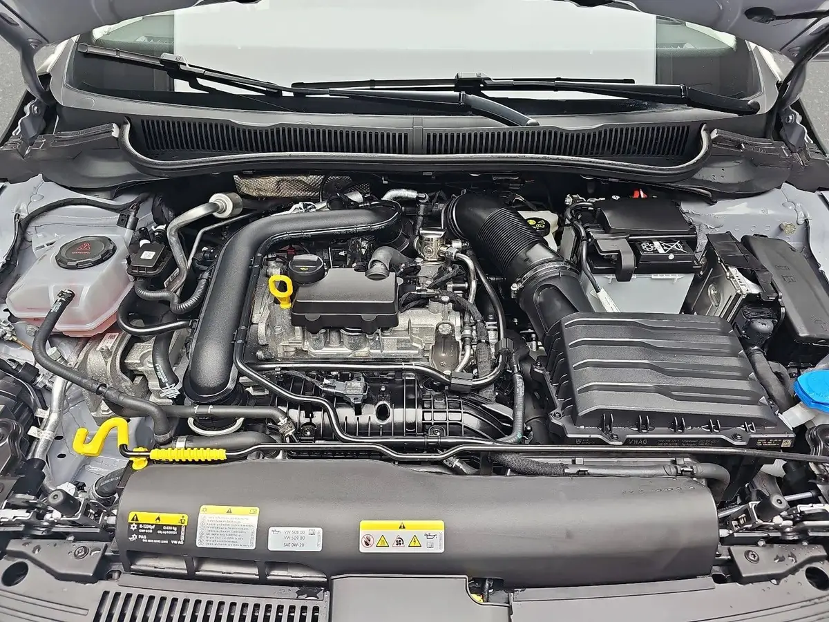 VW POLO 1.0 TSI DSG LIFE NAVI LED APP-CONNECT