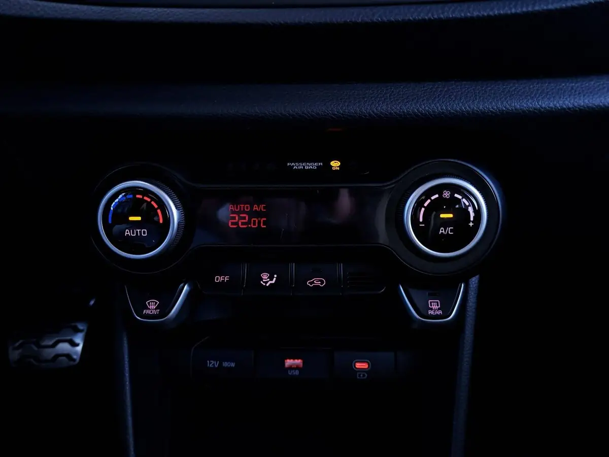 KIA PICANTO 1.0 GDI AUTO. (AMT) GT-LINE MJ26 LED SITZH. NAVI KAMERA