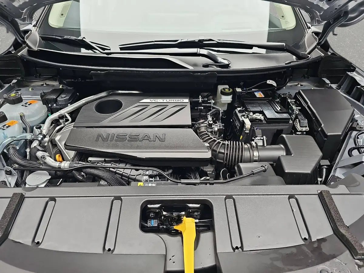 NISSAN X-TRAIL 1.5 VC-T MHEV AUTO. TEKNA PANORAMA BOSE 20ZOLL