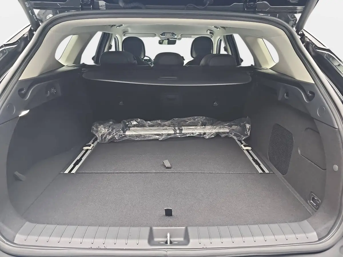 KIA K4 SW 1.6 T-GDI 150 PS DCT7 SPIRIT MJ26 DRIVEWISE-PARK SOUND