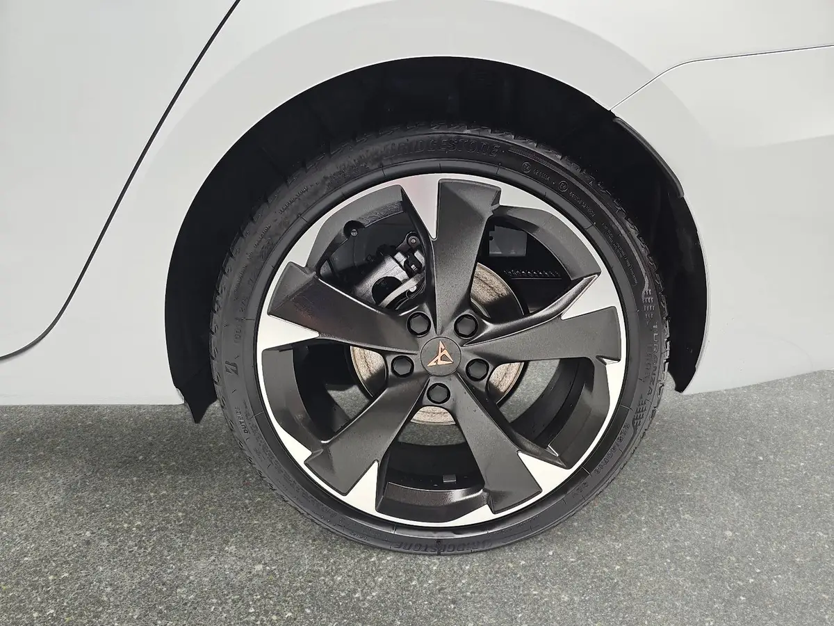 CUPRA LEON ST 1.5 ETSI DSG LED KLIMAAUTO ACC FULL-LINK EL.HECKKL