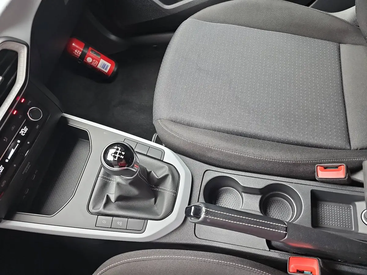 SEAT ARONA 1.0 TSI MOVE! LED KLIMAAUTO FULL-LINK DAB LM16