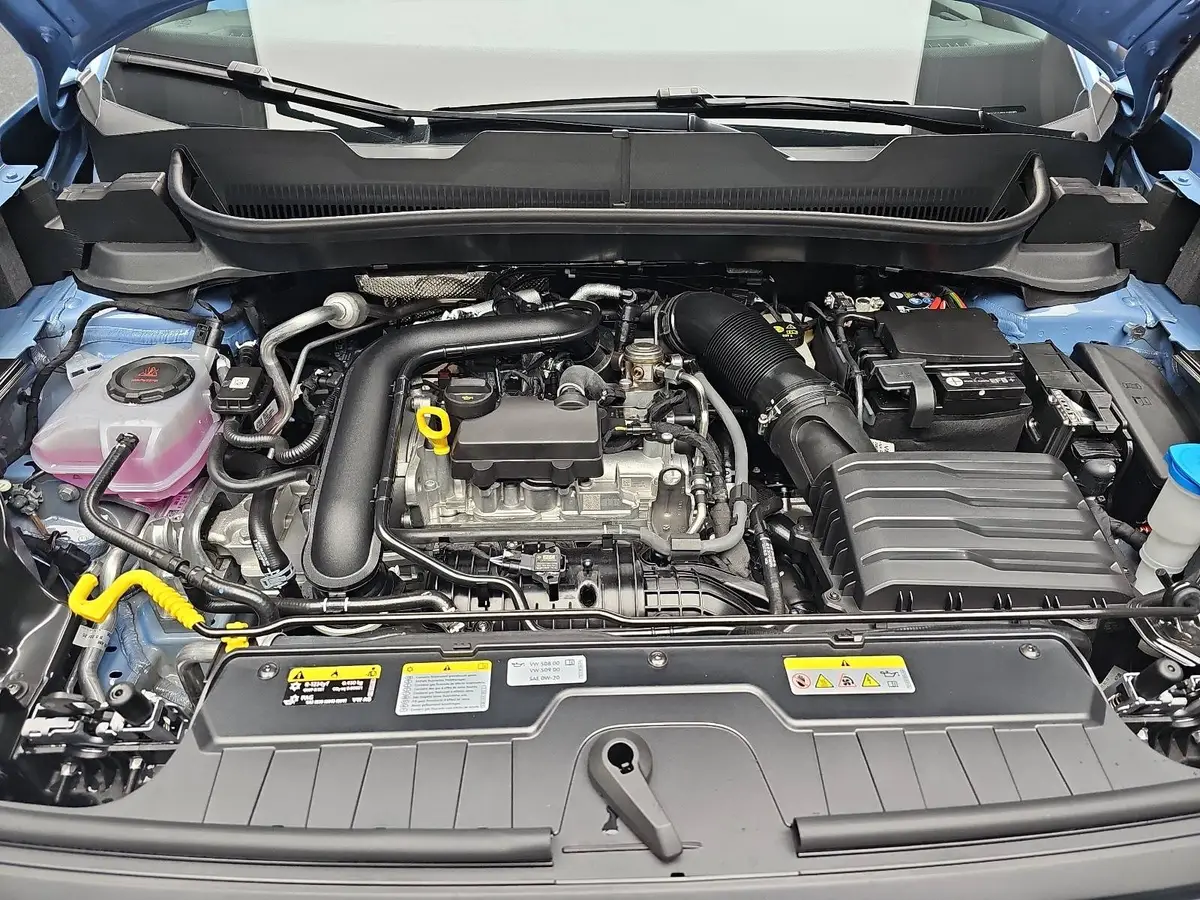 VW T-CROSS 1.0 TSI DSG R-LINE IQ-LED ACC WINTER SICHT KAMERA 