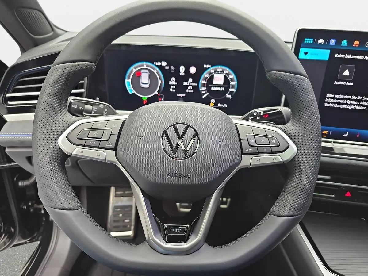 VW PASSAT VARIANT 2.0 TDI DSG R-LINE NAVI LED-MATRIX ACC PANO BLACK 