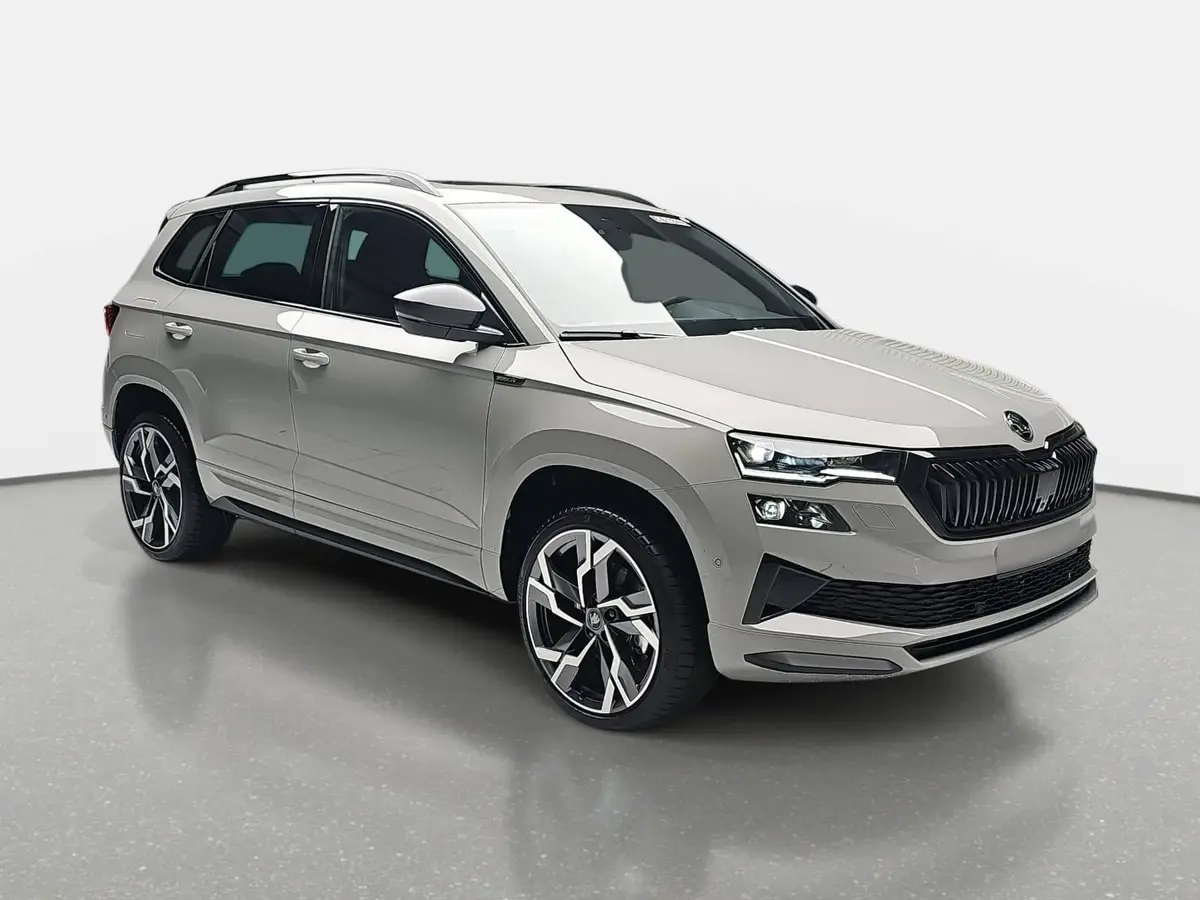 SKODA KAROQ 1.5 TSI DSG SPORTLINE NAVI LED-MATRIX PANO CANTON