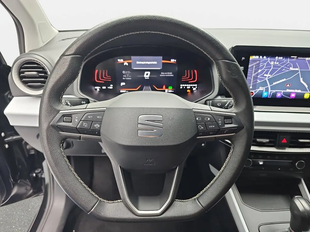 SEAT ARONA 1.0 TSI DSG STYLE NAVI GRA DAB LM