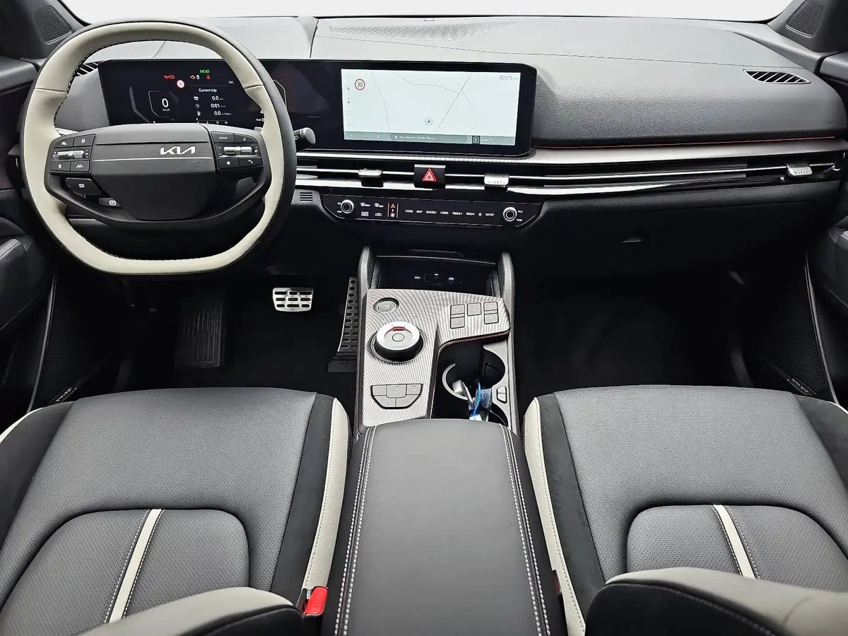 KIA SPORTAGE 1.6 T-GDI 150 2WD DCT GT-LINE MJ26 SCHW. DACH DRIVEWISE GLASDACH SOUND