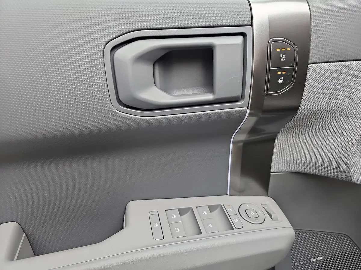 KIA EV3 81.4 KWH EARTH MJ26 WINTER BUSIN. UPGRADE DRIVEWISE-PARK DESIGN SOUND