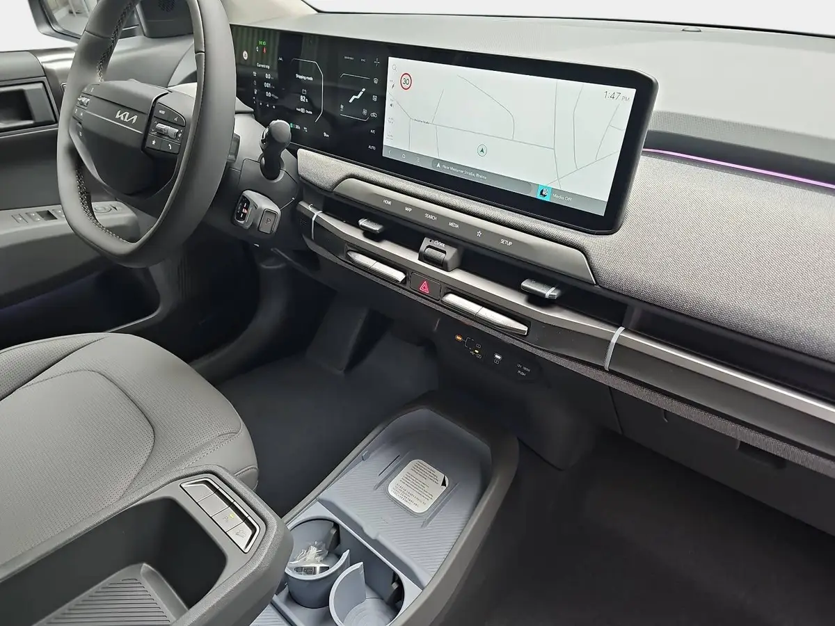 KIA EV3 81.4 KWH EARTH MJ26 WINTER-CONNECT BUSINESS UPGRADE