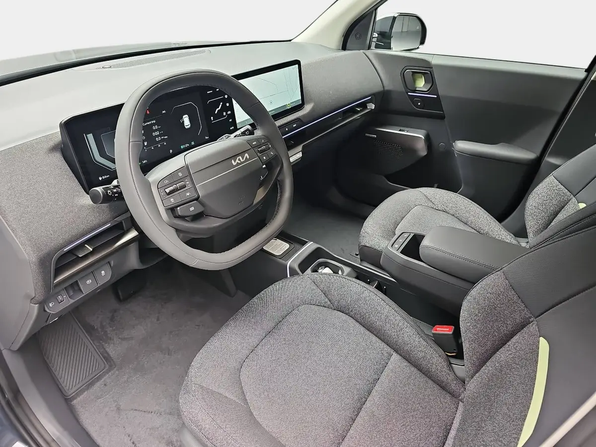 KIA EV2 42.2 KWH EARTH MJ27 WINTER-CONNECT TECHNOLOGY DRIVEWISE-PARK DESIGN