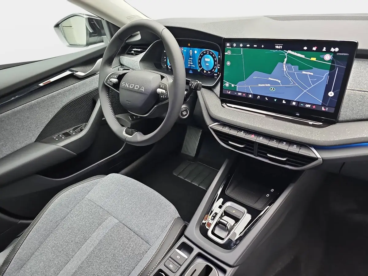 SKODA OCTAVIA COMBI 1.5 TSI ETEC DSG SELECTION NAVI LED ACC WINTER KA