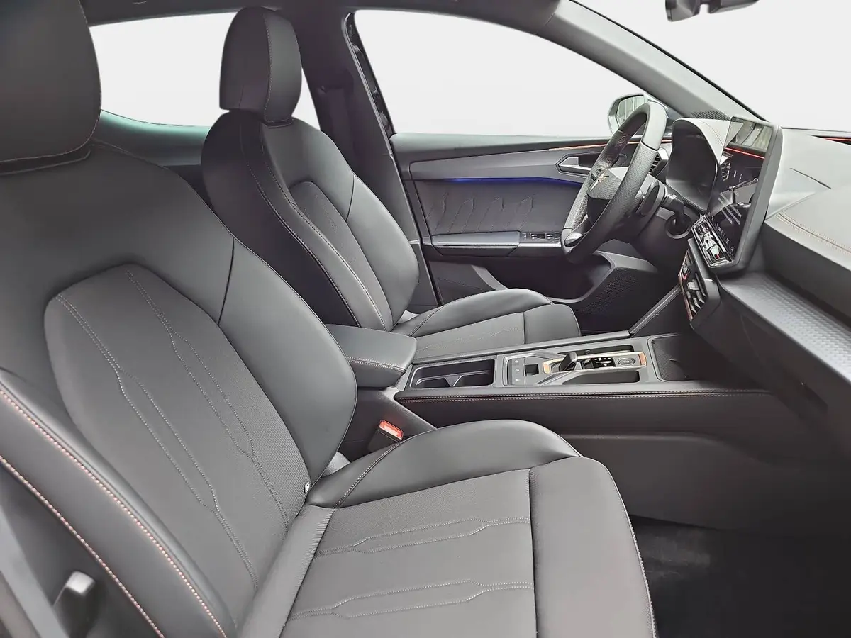 CUPRA LEON 1.5 ETSI DSG LED ACC DCC FULL-LINK WINTER PDC KAME