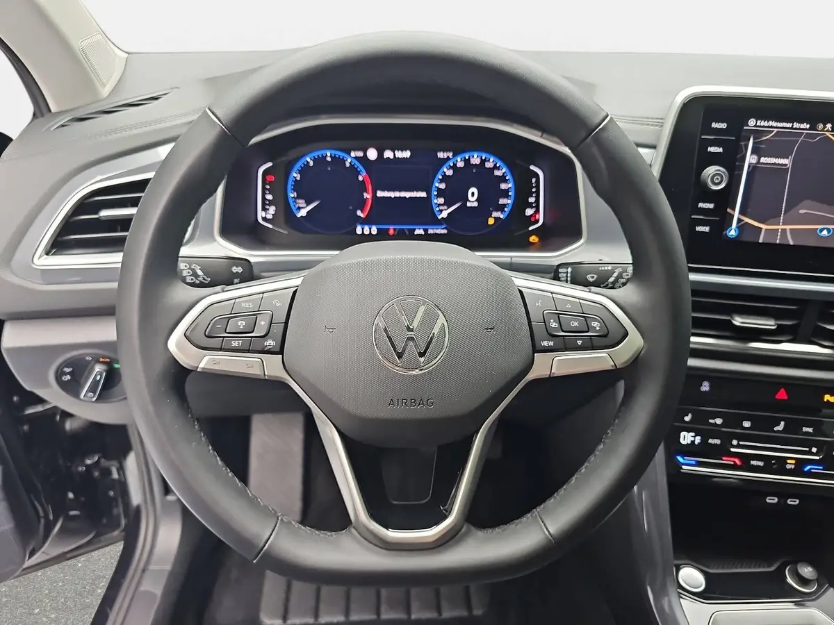 VW T-ROC 1.0 TSI STYLE NAVI ACC P-ASSIST