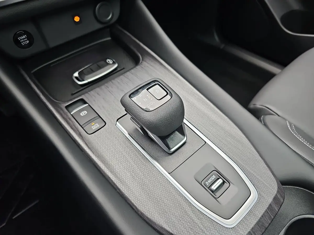 NISSAN QASHQAI 1.3 DIG-T X-TRONIC TEKNA NAVI LED