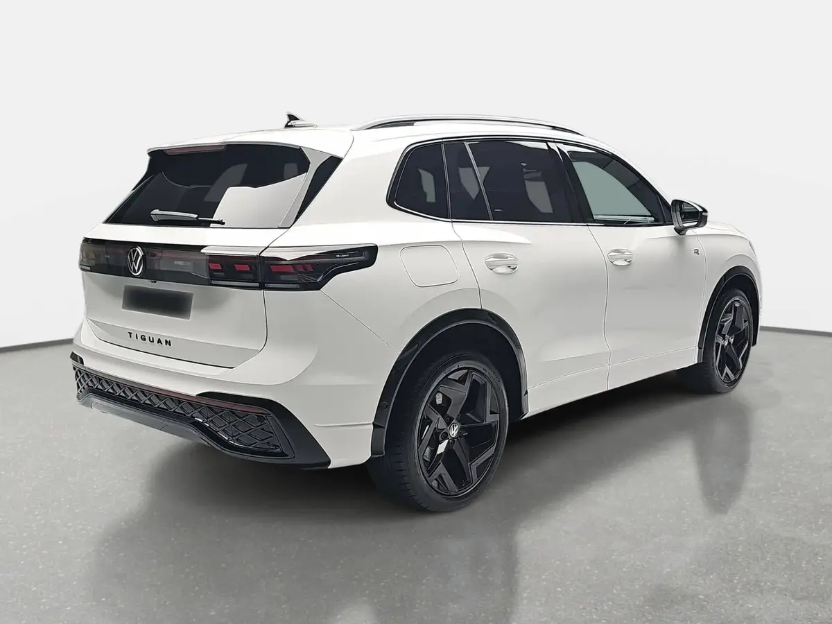 VW TIGUAN 2.0 TDI DSG R-LINE NAVI LED PANO