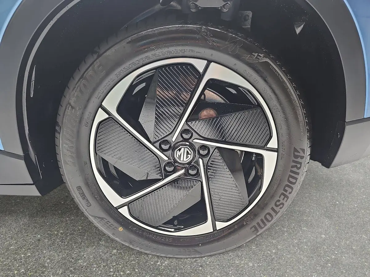 MG S5 EV 64 KWH MY26 LUXURY