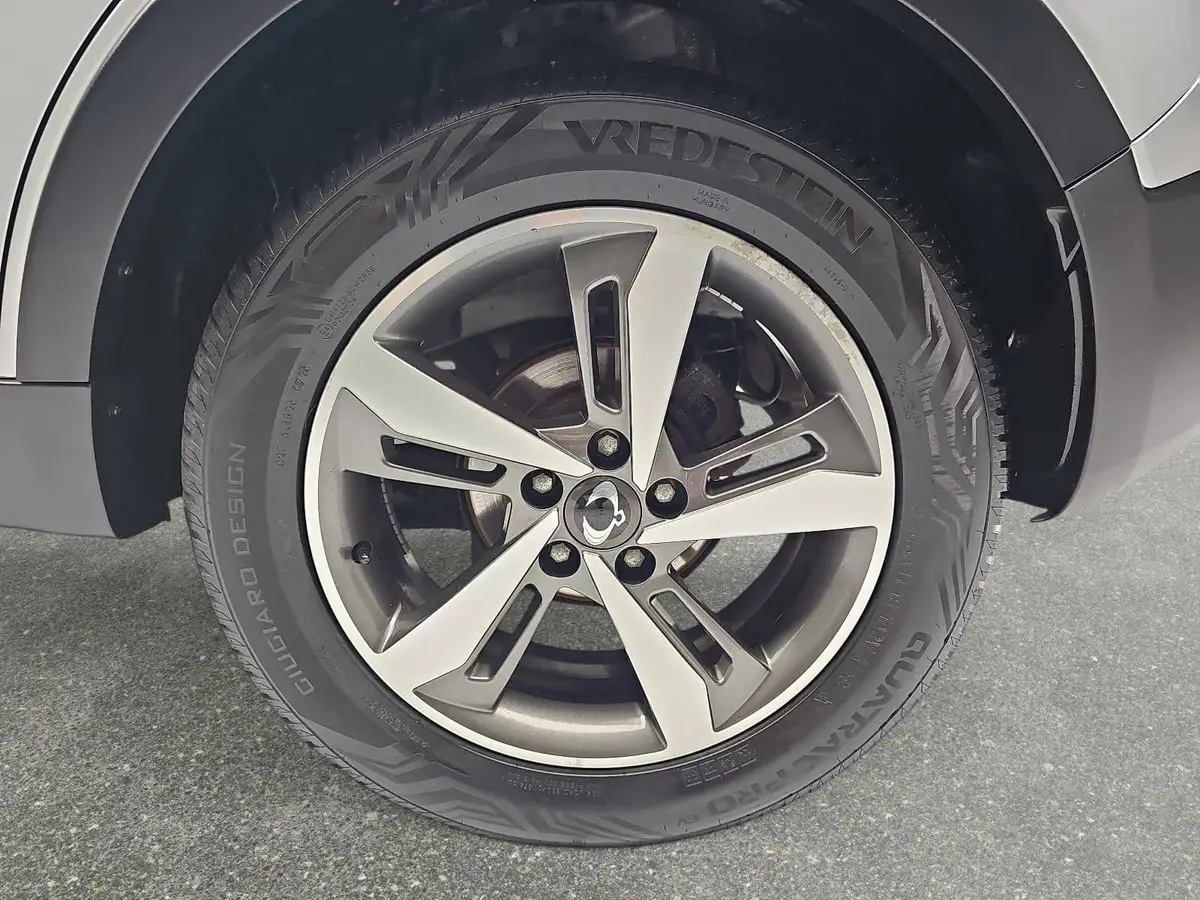 SSANGYONG KORANDO 2.2 SAPPHIRE 4X2 GRA WINTER LM