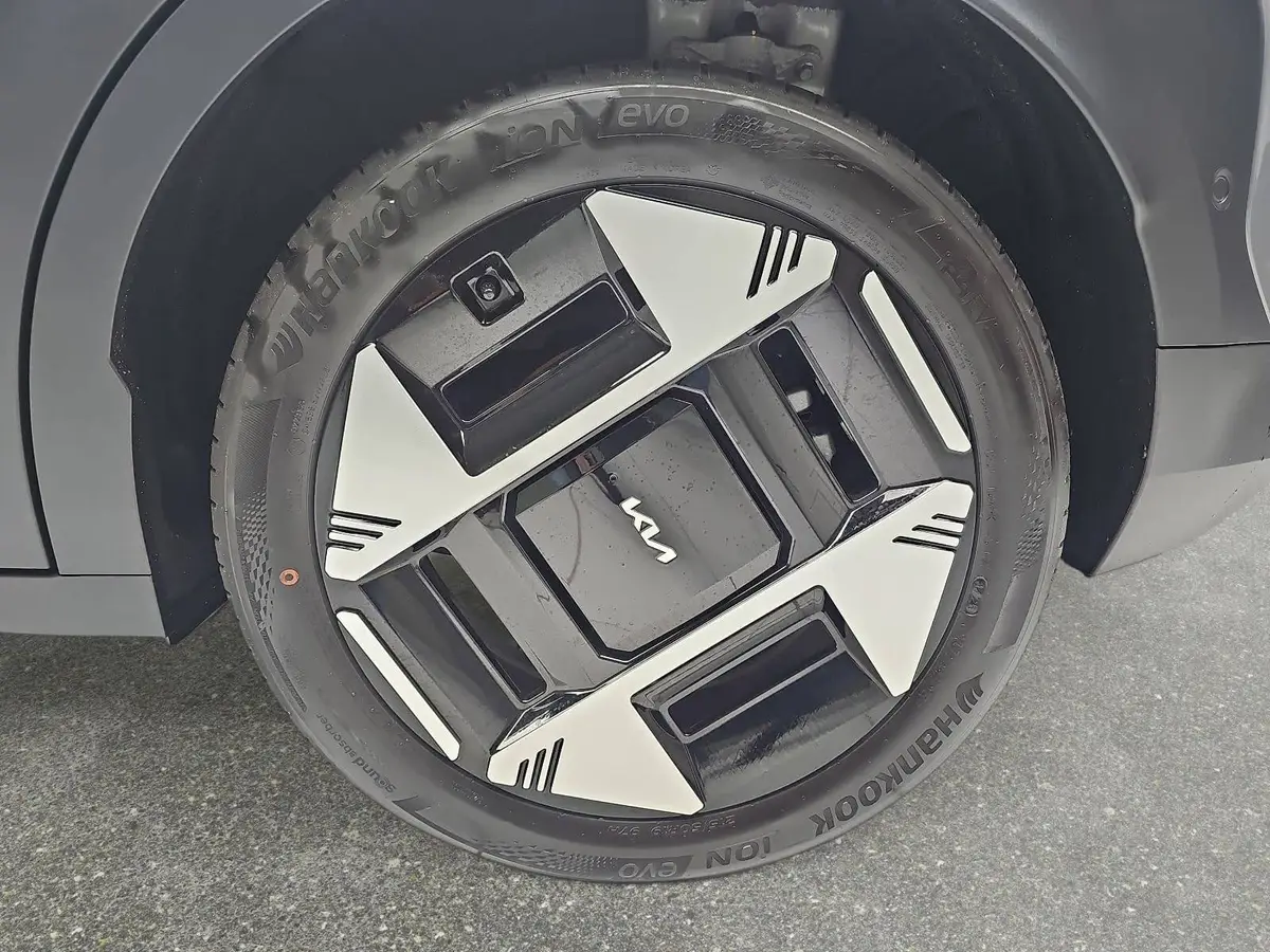 KIA EV3 81.4 KWH EARTH MJ26 WINTER BUSIN. UPGRADE DRIVEWISE-PARK DESIGN SOUND