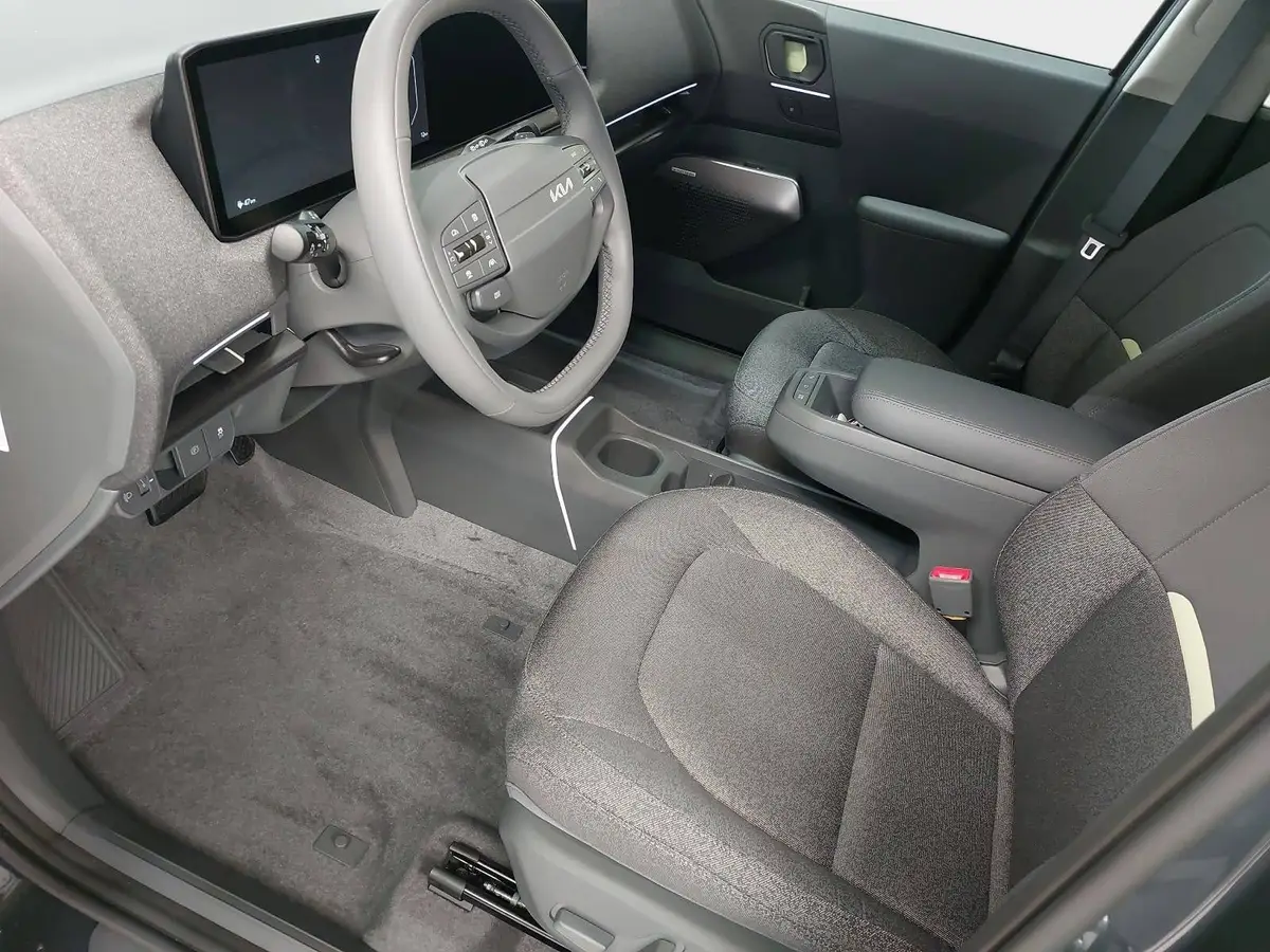 KIA EV2 42.2 KWH EARTH MJ27 WINTER-CONNECT 22KW-AC TECHN DRIVEWISE-PARK DESIGN