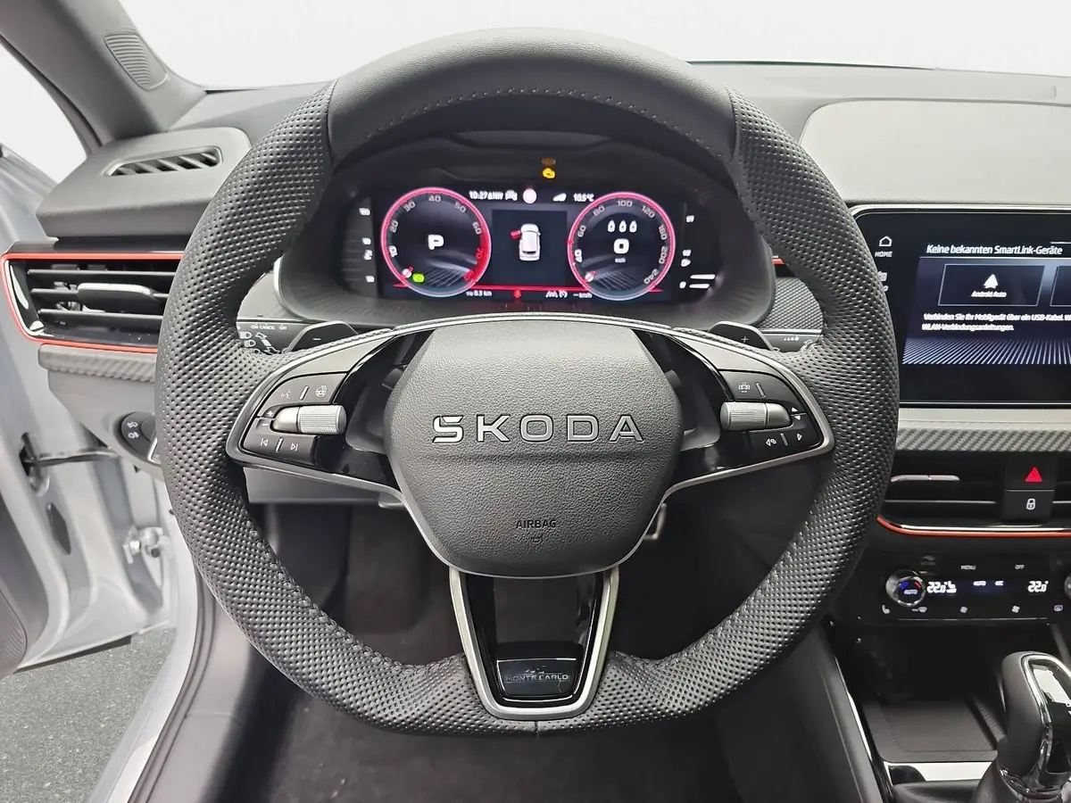 SKODA KAMIQ 1.0 TSI DSG MONTE CARLO LED PANORAMA WINTER KAMERA