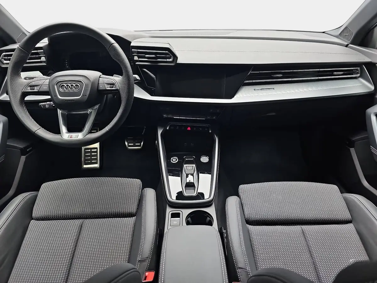 AUDI A3 35 TFSI DSG SPORTBACK S LINE LED KAMERA LM18