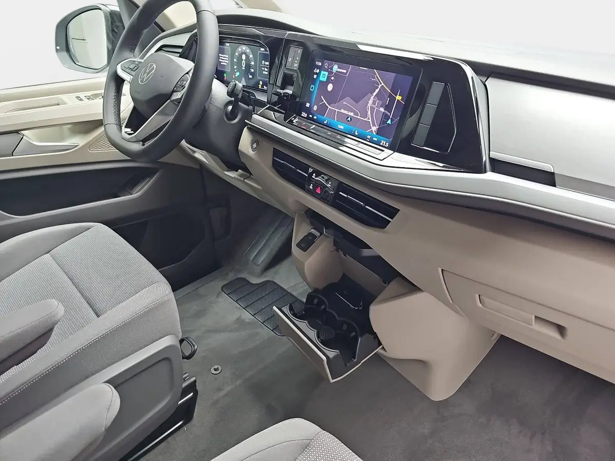 VW T7 MULTIVAN 2.0 TDI DSG LIFE P-ASSIST AHK