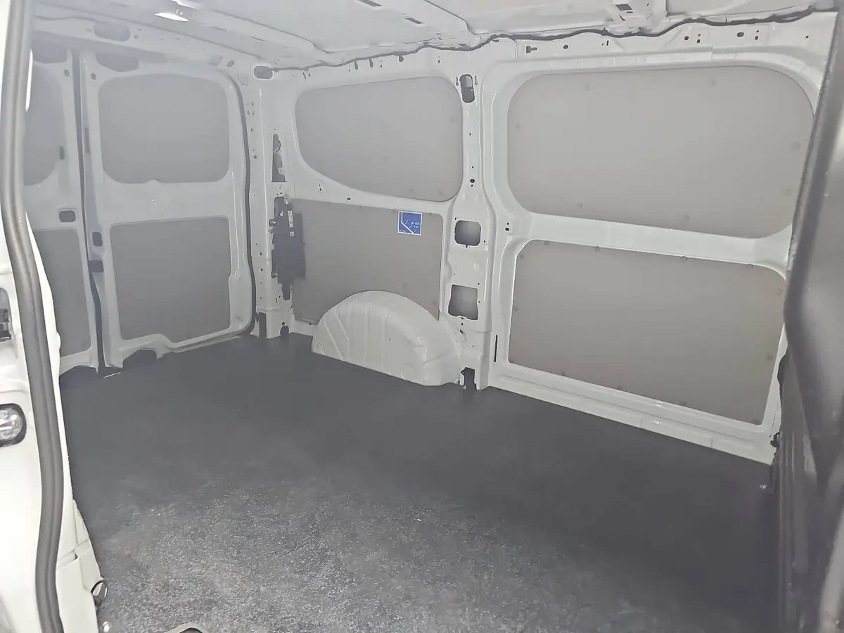 VW T7 TRANSPORTER 2.0 TDI KASTEN L1H1 LED