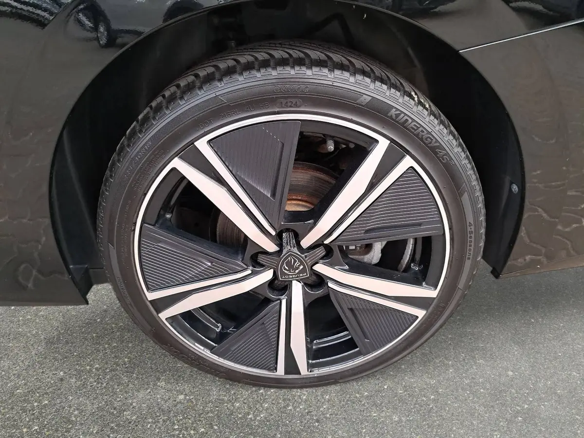 PEUGEOT 308 1.2 PURETECH 130 SW AUTO. GT