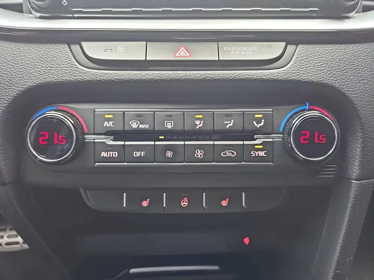 KIA CEED 1.6 T-GDI DCT GT ACC WINTER KAMERA