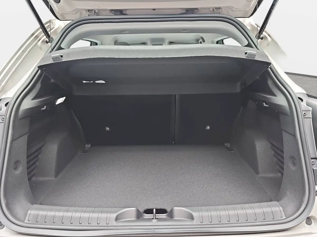 FIAT 600 1.2 T3 HYBRID DCT BUSINESS EDITION MJ26 ALLWETTERREIFEN