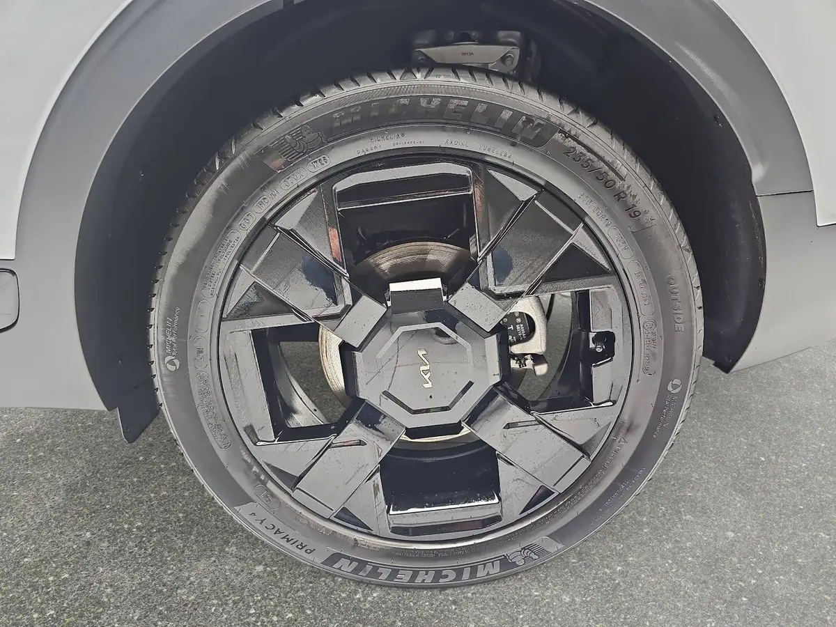 KIA SPORTAGE 1.6 T-GDI 150 2WD DCT BLACK EDITION MJ27 DRIVEWISE SCHWARZES DACH