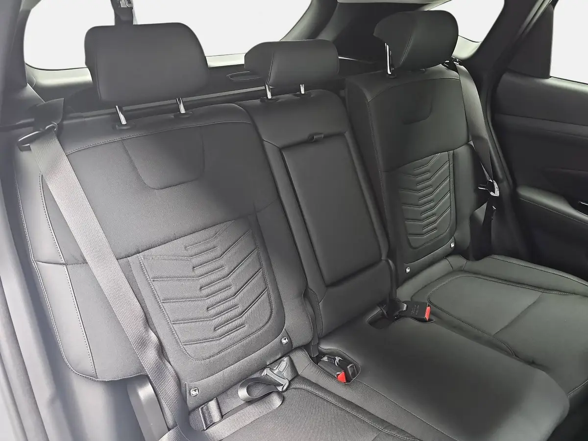 HYUNDAI TUCSON 1.6 T-GDI DCT7 4WD NAVI LED KRELL KLIMAAUTO 4XSITZ