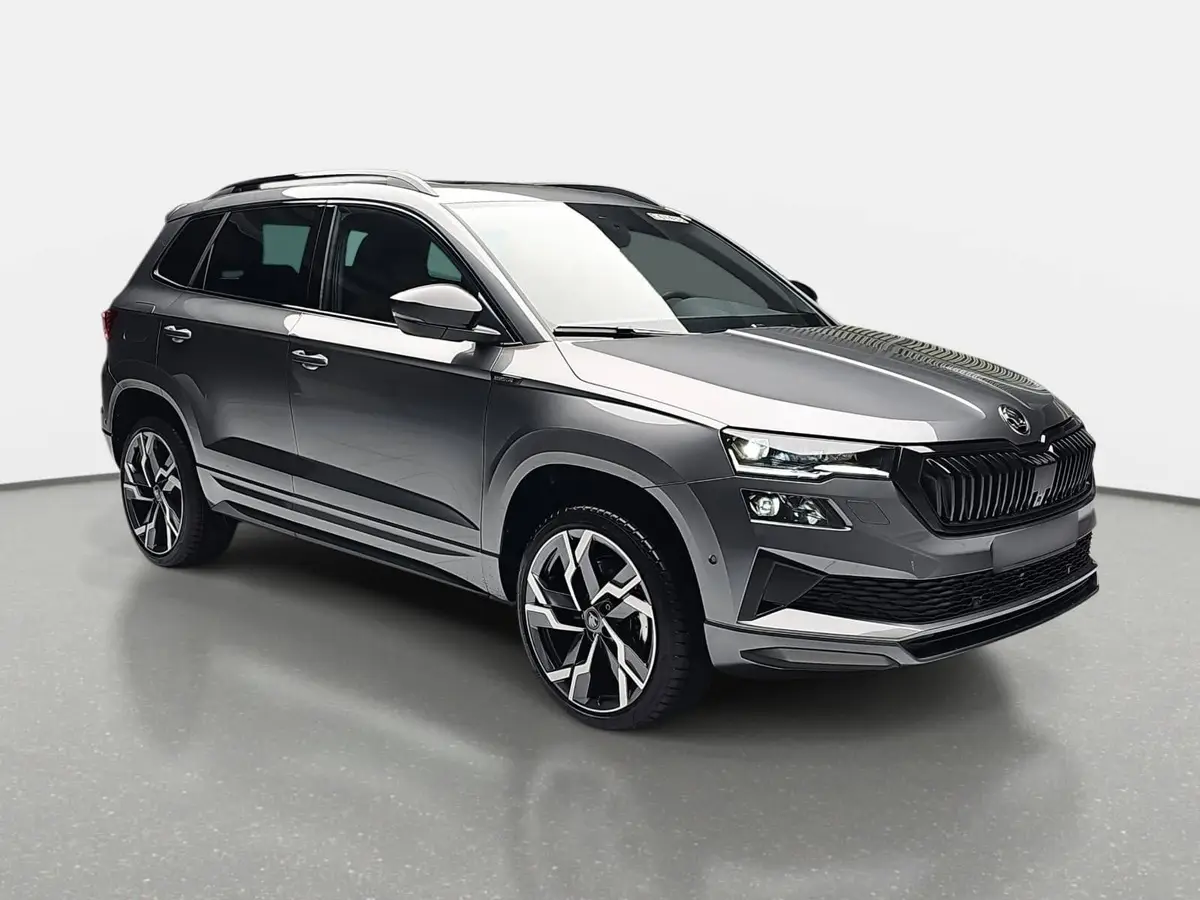 SKODA KAROQ 1.5 TSI DSG SPORTLINE NAVI LED-MATRIX PANO CANTON 