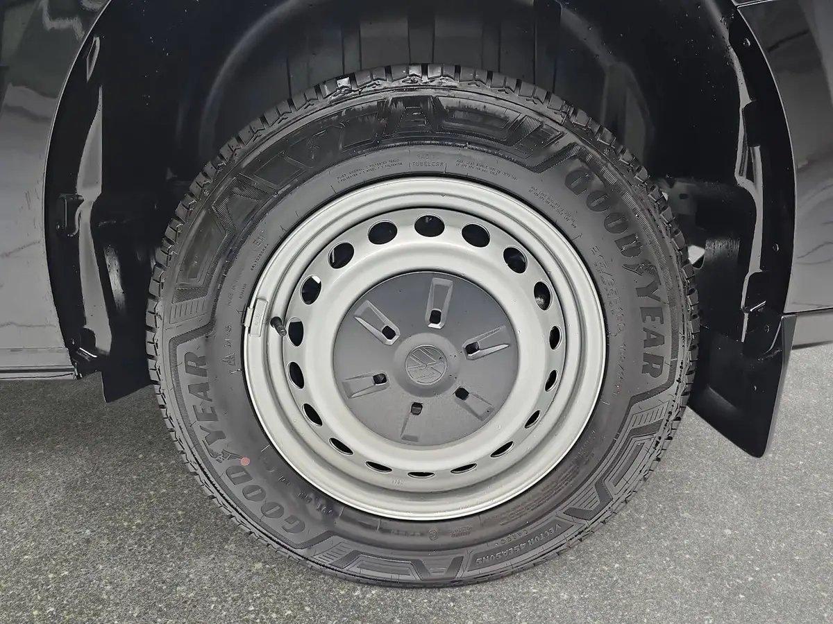 VW T7 TRANSPORTER 2.0 TDI DSG KASTEN L2H1 NAVI LED ACC WINTER 3-S KA