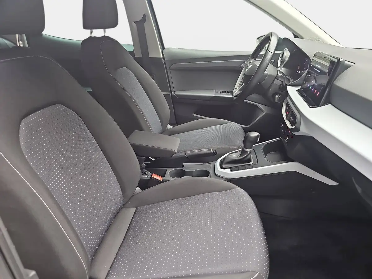 SEAT ARONA 1.0 TSI DSG STYLE NAVI LED PDC LM