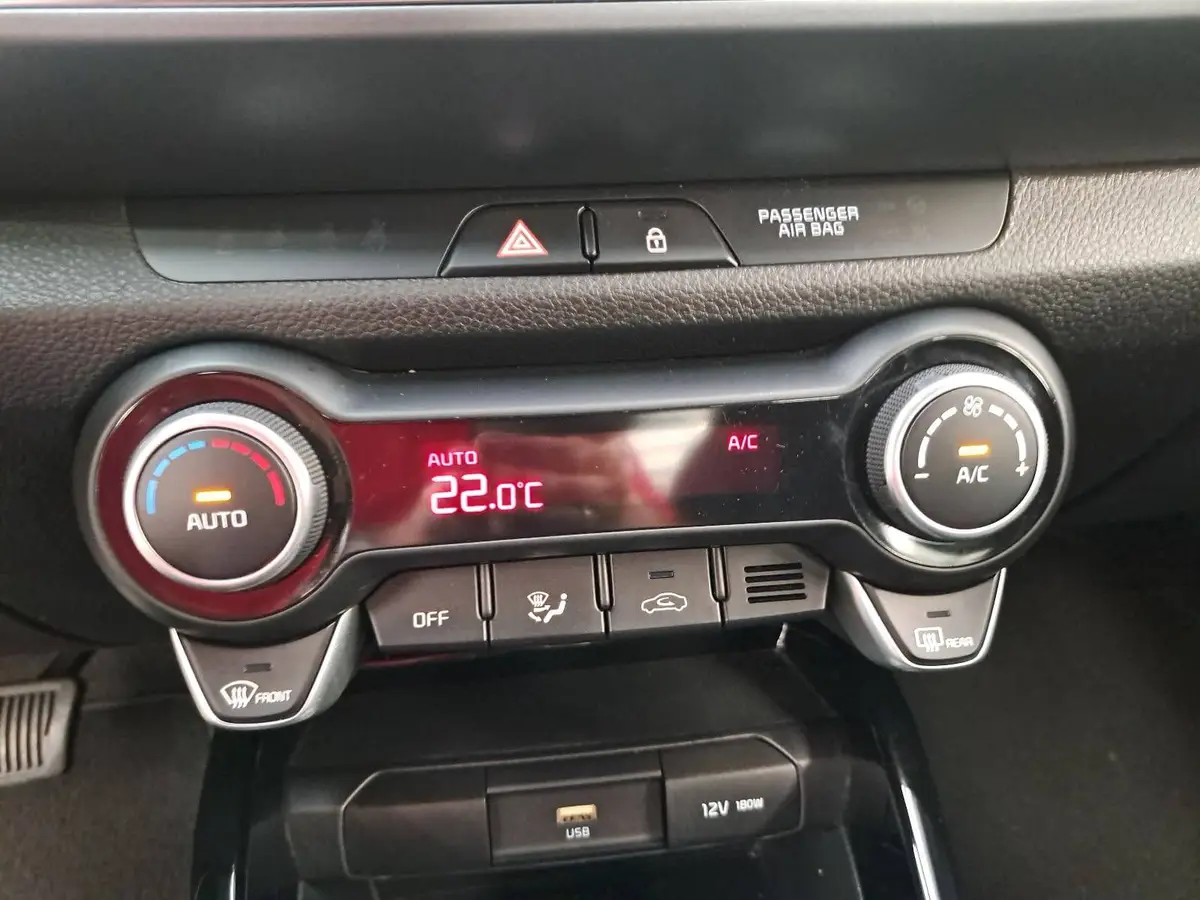KIA STONIC 1.0 T-GDI 100 DCT VISION MJ22 NAVI