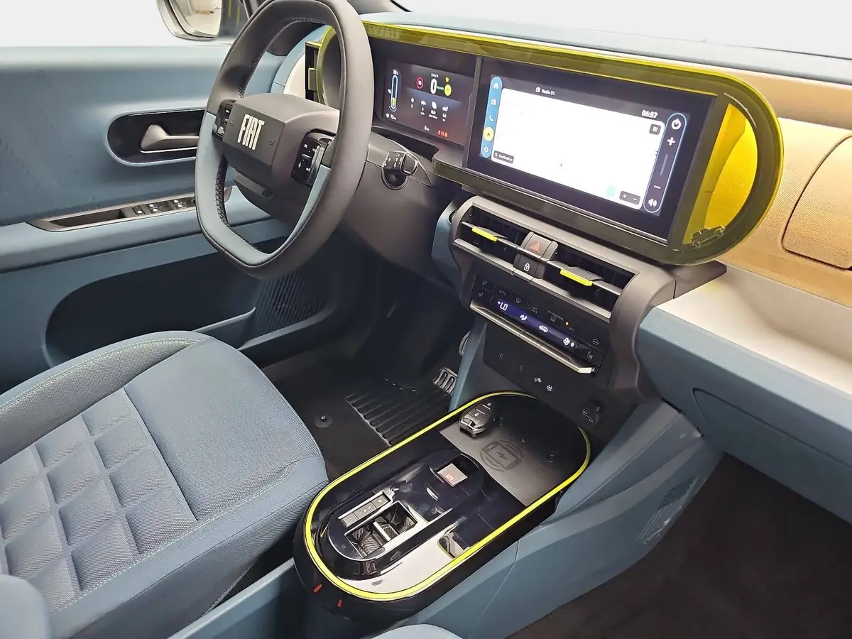 FIAT GRANDE PANDA ELEKTRO LA PRIMA MJ26 WINTER PAKET