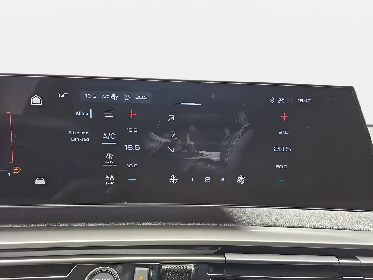 PEUGEOT 3008 1.2 HYBRID 145 E-DSC6 GT NAVI KLIMA LED AHK LM19