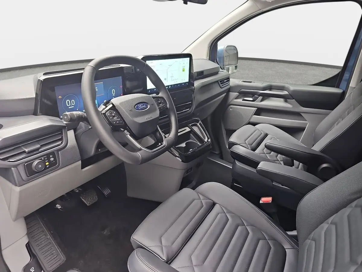FORD TOURNEO CUSTOM 2.0 ECOBLUE AUTO. L1 TITANIUM X NAVI LED AHK