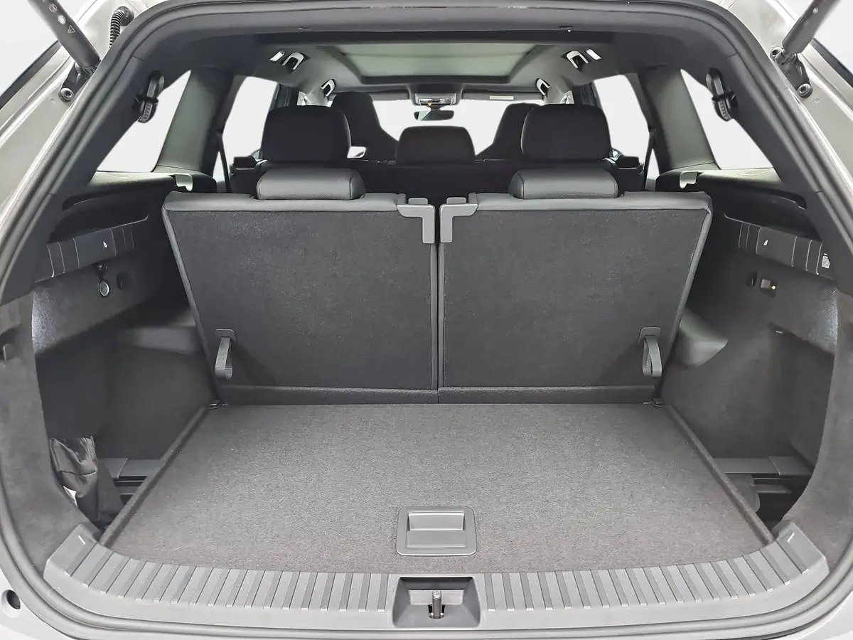 SKODA KODIAQ 2.0 TDI DSG SPORTLINE 4X4 NAVI LED ACC HUD 7-SITZE