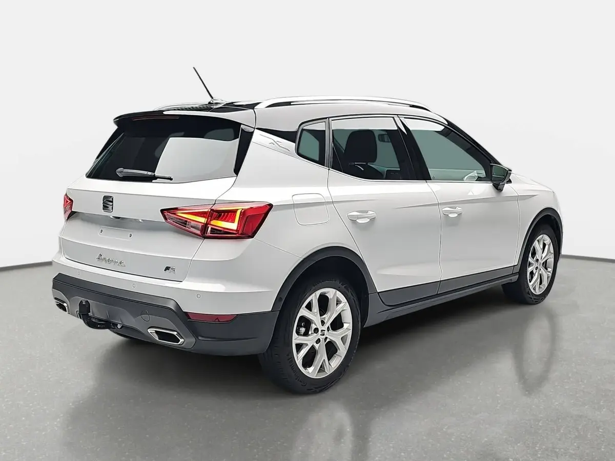 SEAT ARONA 1.0 TSI DSG FR AHK ACC P-ASSIST LM