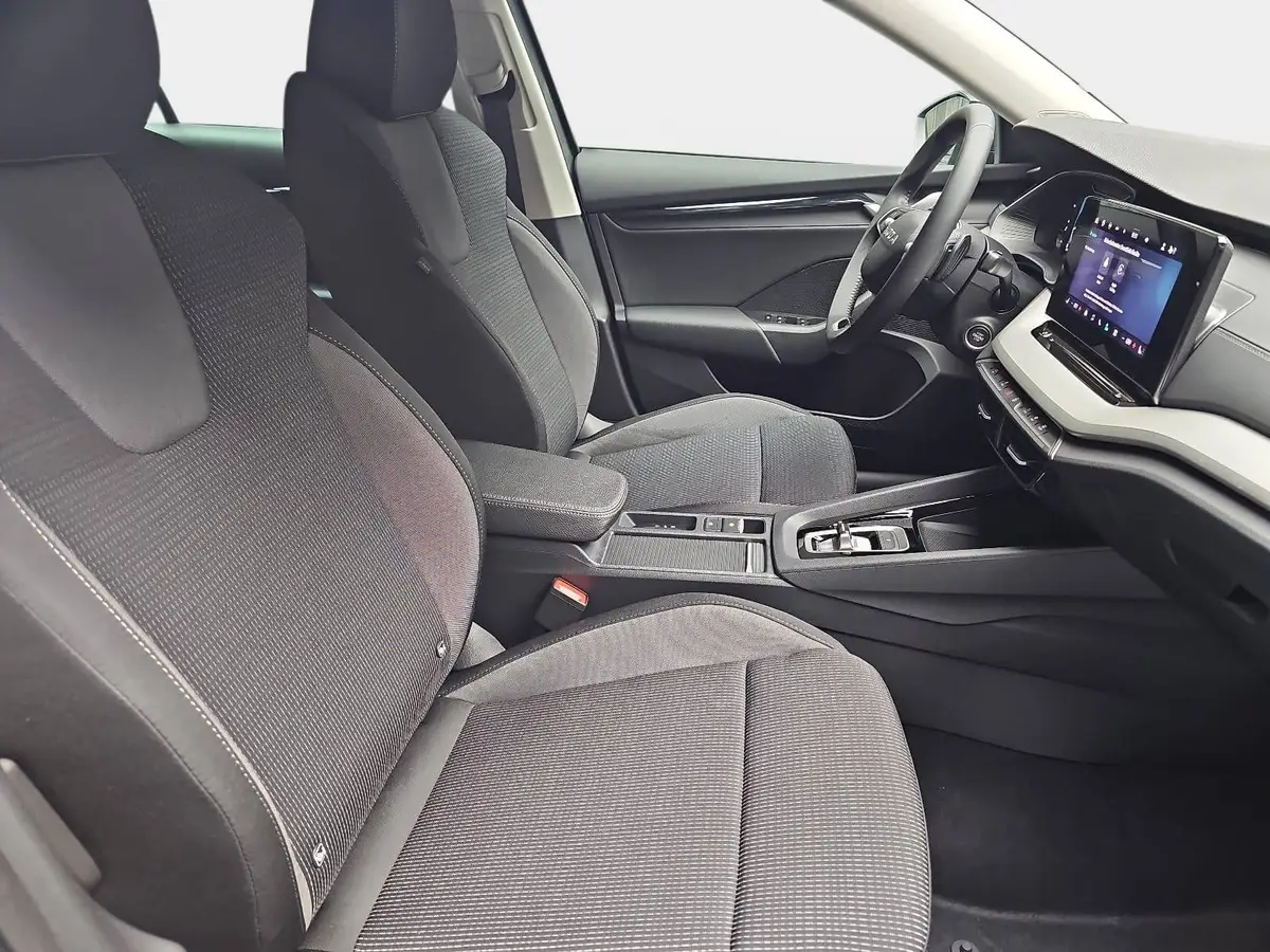 SKODA OCTAVIA COMBI 2.0 TDI DSG SELECTION AHK LM KAMERA