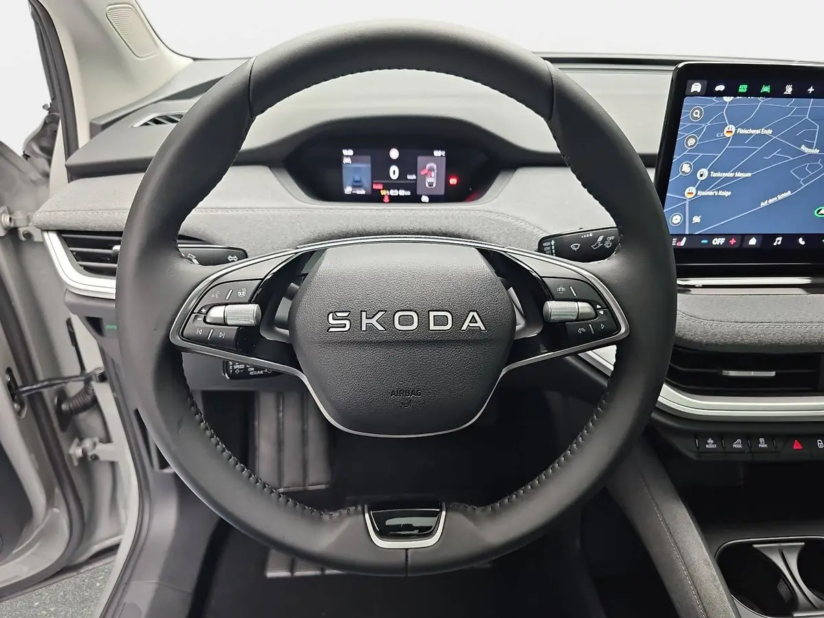 SKODA ENYAQ COUPE 85 SELECTION 82KWH AHK PANO